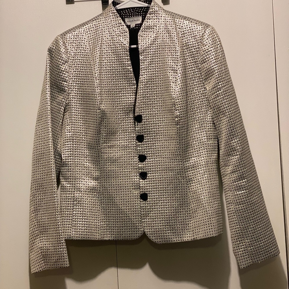 Chic Silver Women's Blazer